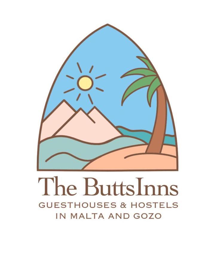 Butts Inn Dorm Виктория Экстерьер фото